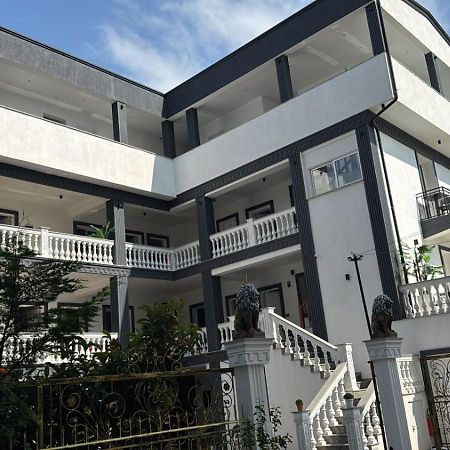 Vila Aaron Durres Exterior photo