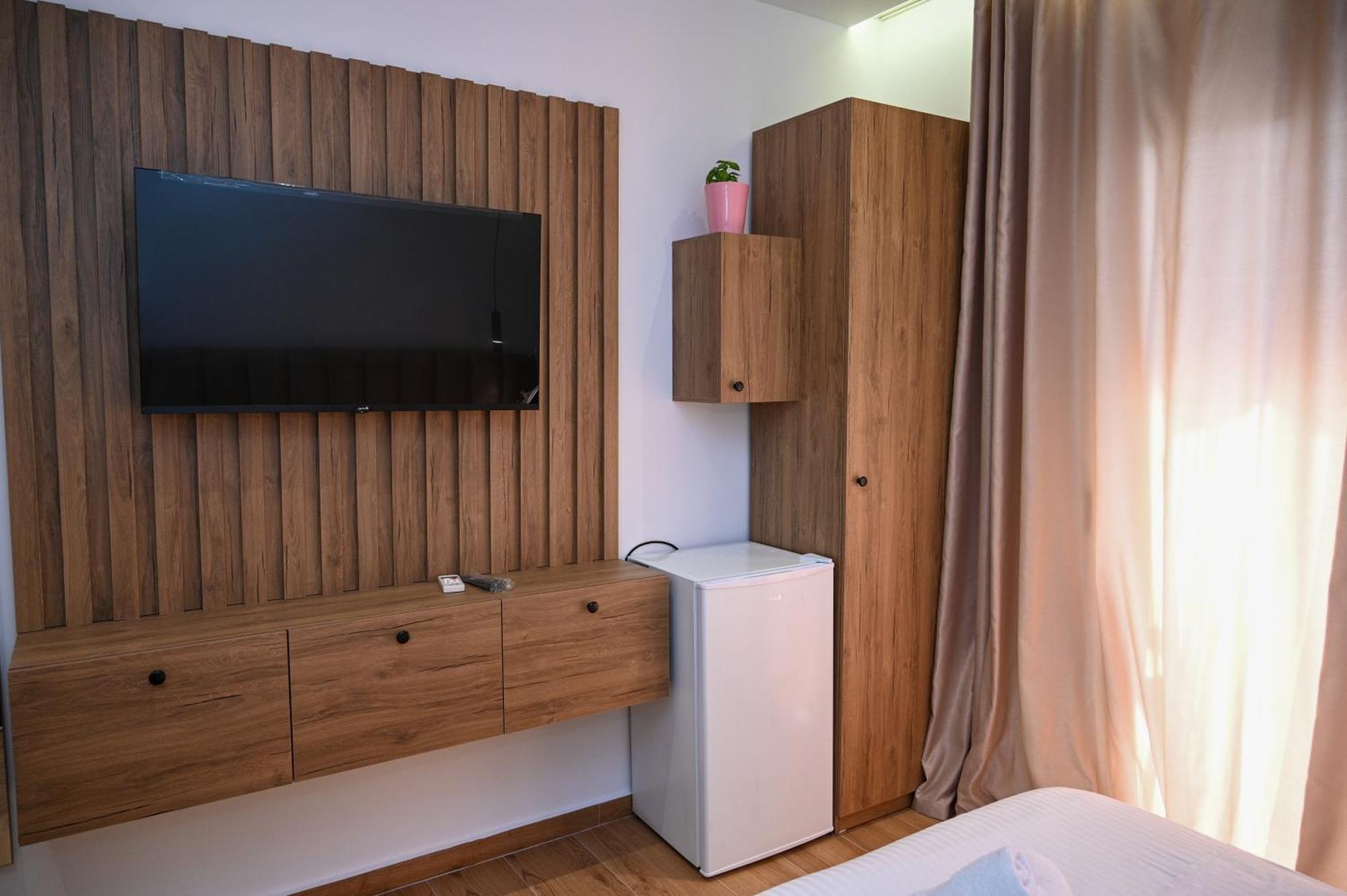 Vila Aaron Durres Exterior photo